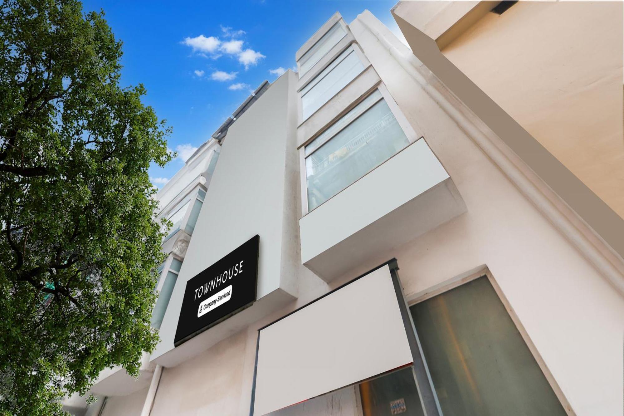 Super Townhouse Chhatarpur Near Metro Park Új-Delhi Kültér fotó