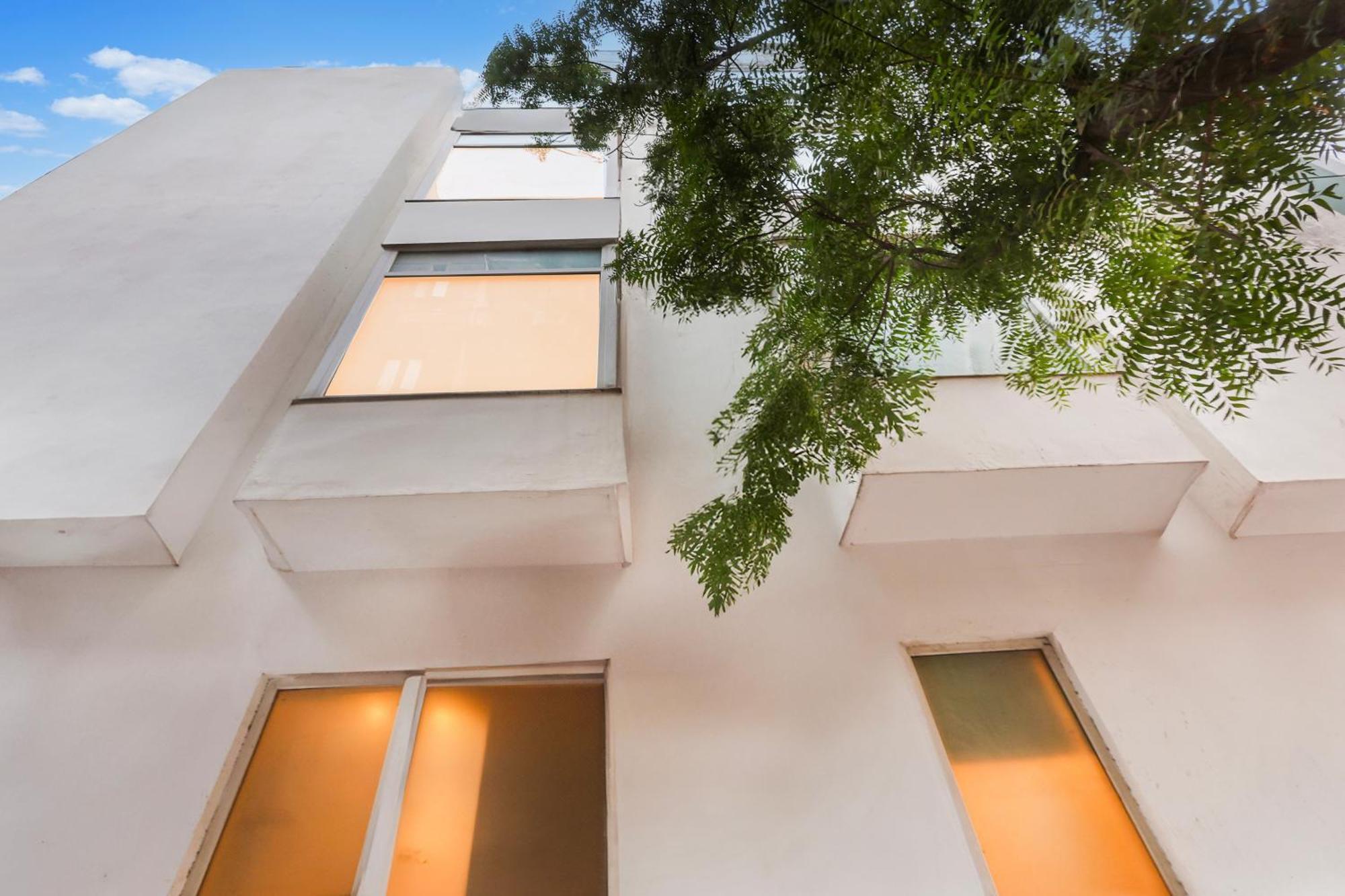 Super Townhouse Chhatarpur Near Metro Park Új-Delhi Kültér fotó